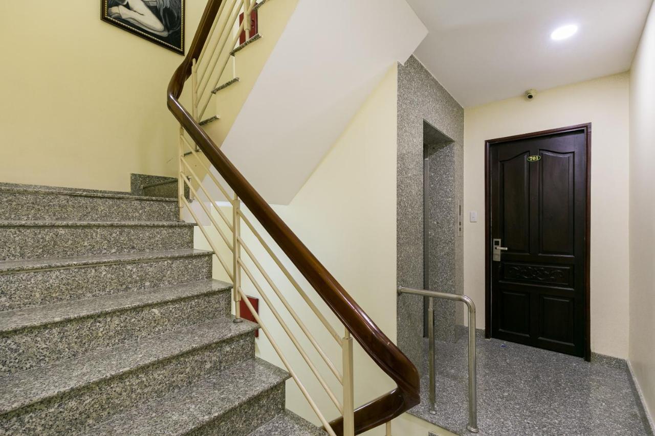 Oyo 422 Nguyen Thanh Hotel Хошимин Екстериор снимка