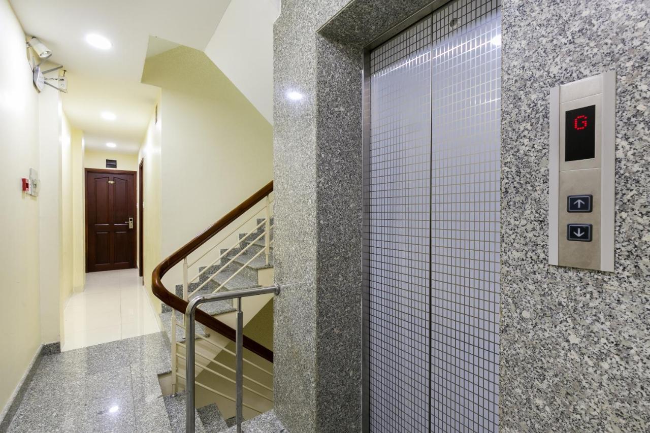 Oyo 422 Nguyen Thanh Hotel Хошимин Екстериор снимка